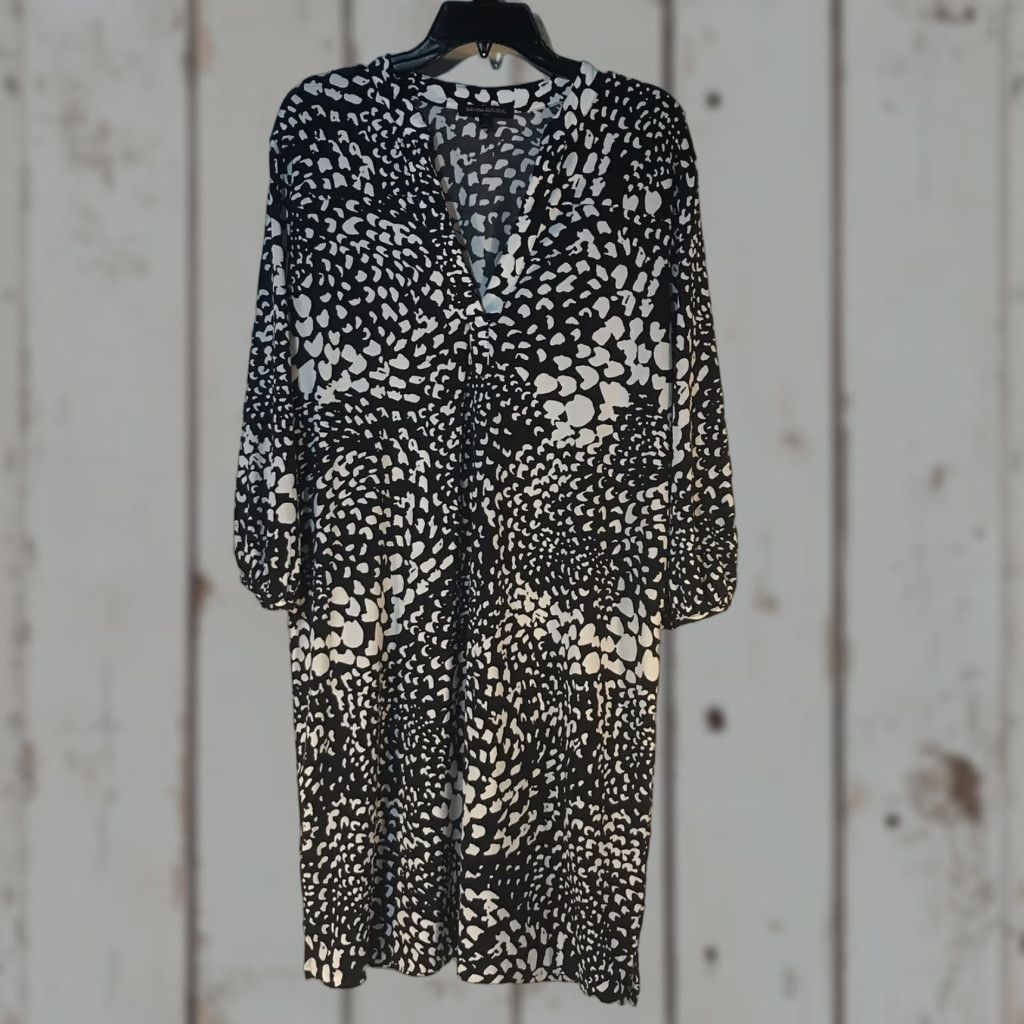 Banana Republic Banana Republic 3/4 Sleeve Midi Dress Womens Size L Black/White Geometric Blouson Size L / US 10 / IT 46 - 1 Thumbnail