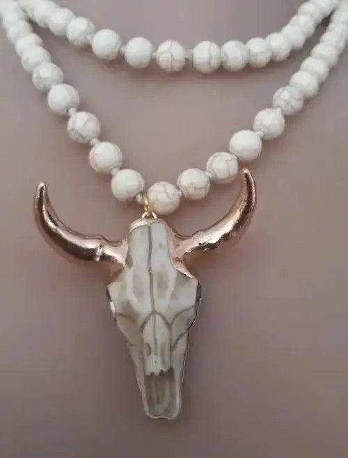 Japanese Brand White Bohemian Bull Head Pendant , Beads Necklace Size ONE SIZE - 1 Thumbnail