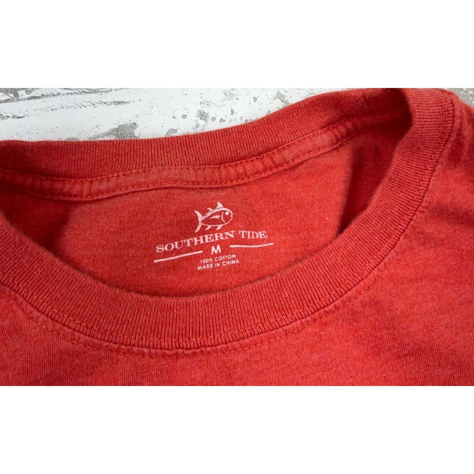 Southern Tide Southern Tide Shirt Men Medium Pink Pocket Tee Long Sleeve Spell OutPaddle Logo Size US M / EU 48-50 / 2 - 4 Thumbnail