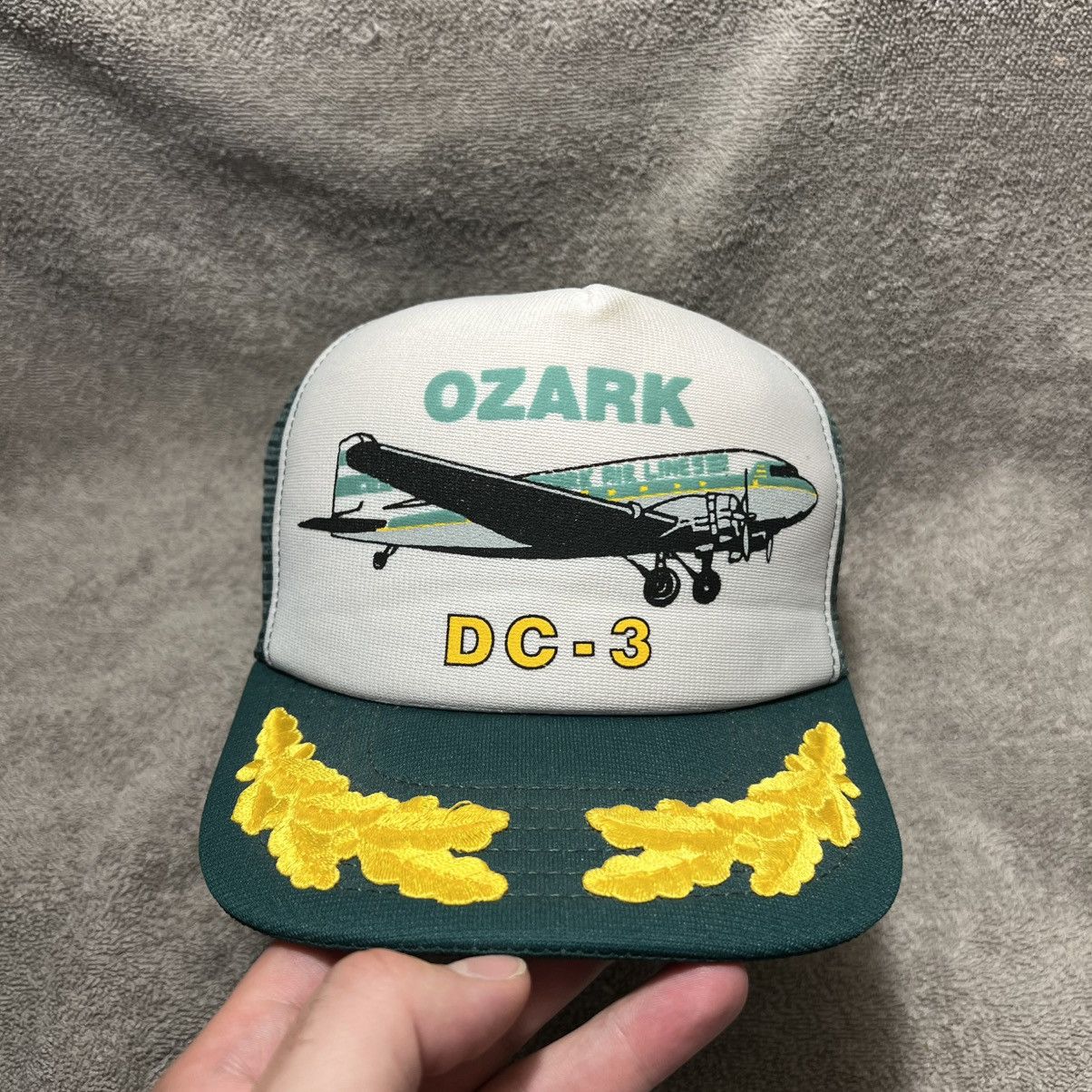 Vintage Vintage 70s Ozark Airlines Mesh Trucker Hat SnapBack USA Size ONE SIZE - 2 Thumbnail