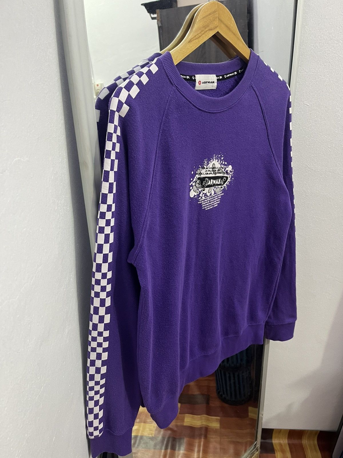 Airwalk Airwalk Checker Sleeve Crewneck Purple Skate Y2K M Size US M / EU 48-50 / 2 - 4 Thumbnail