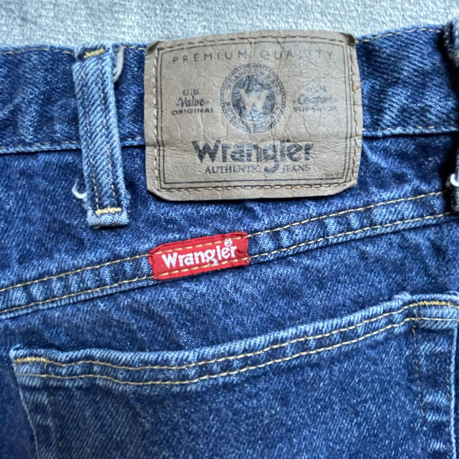 Wrangler Wrangler Jeans 35 W Distressed Straight Work Pants Cowboy Size US 35 - 4 Thumbnail