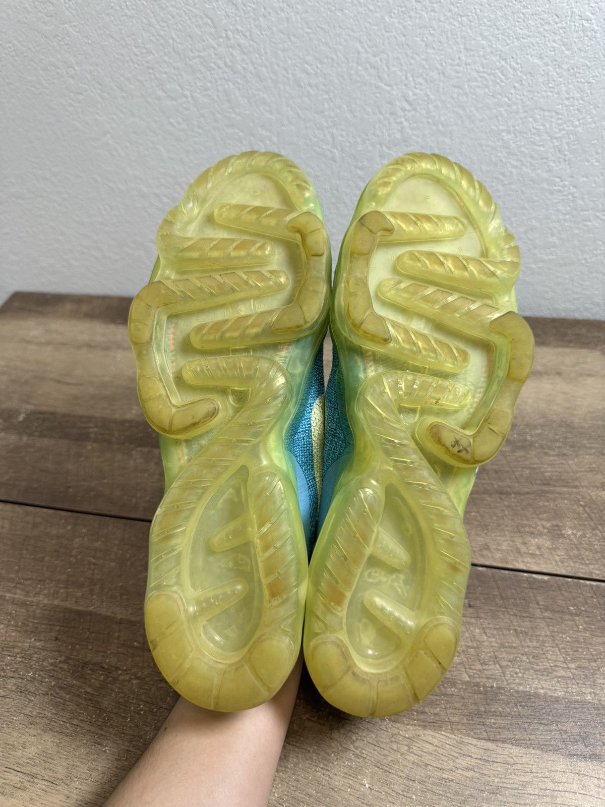 Nike Nike Vapormax Flyknit 2023 “Citron Tint” Size 13 Mens Shoes Size US 13 / EU 46 - 6 Thumbnail