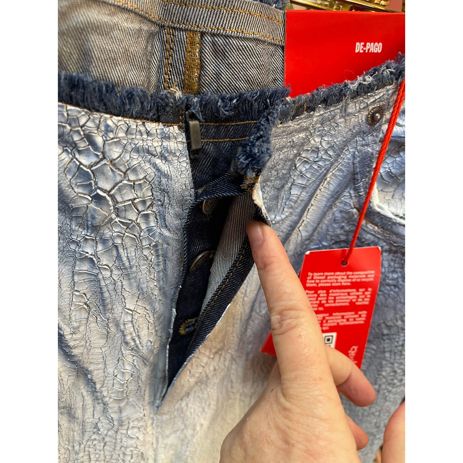 Diesel Diesel De- Pago Denim Skirt NWT size: 26 Size 26" / US 2 / IT 38 - 13 Thumbnail