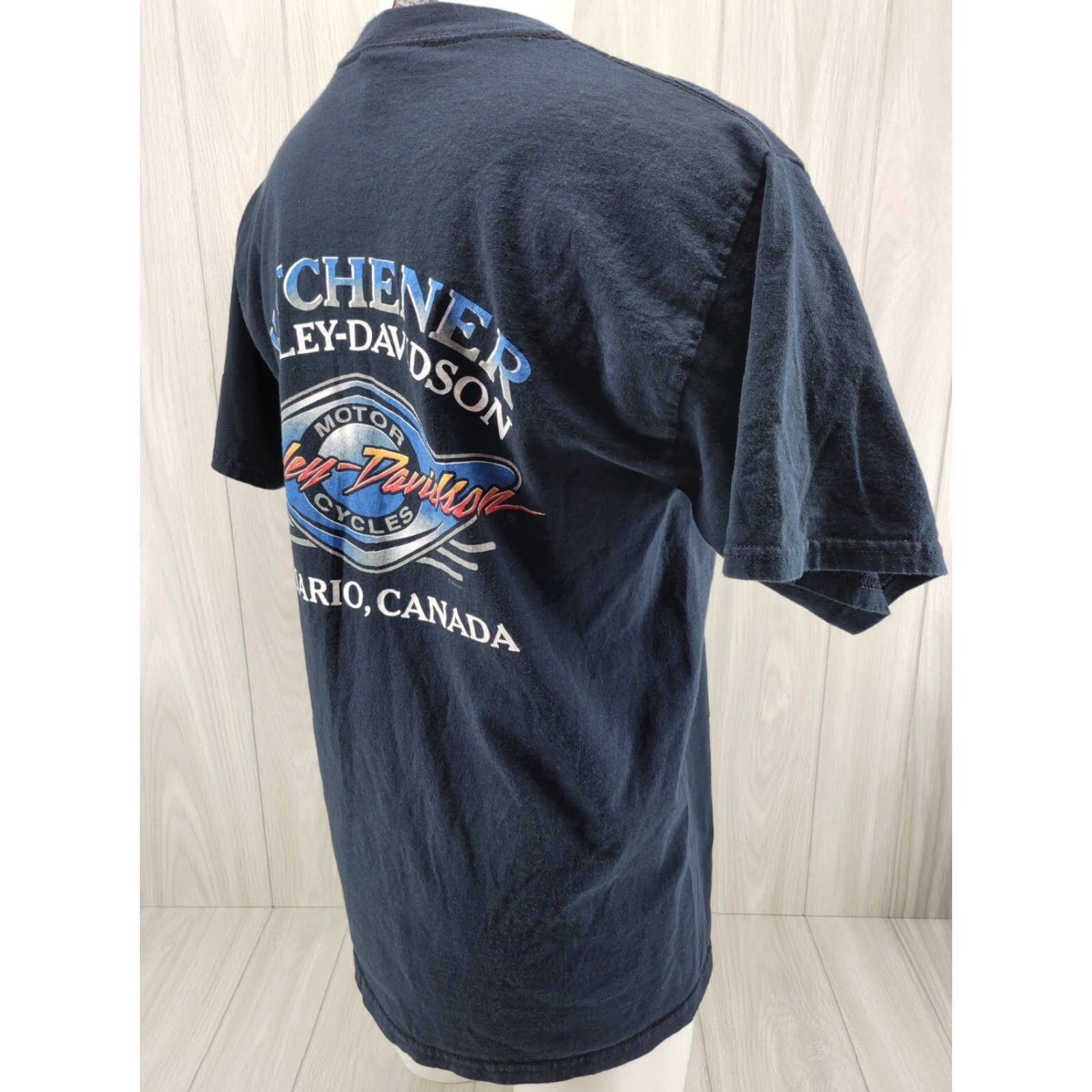 Harley Davidson VINTAGE Harley-Davidson T-Shirt Men 2002 Black Large Eagle Flames Canada Ontario CA TD 2000-2009 Size US L / EU 52-54 / 3 - 5 Thumbnail