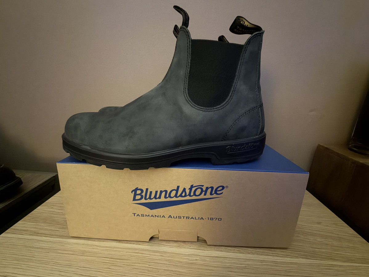 Blundstone 587 Chelsea Boots Size 11 Rustic Black