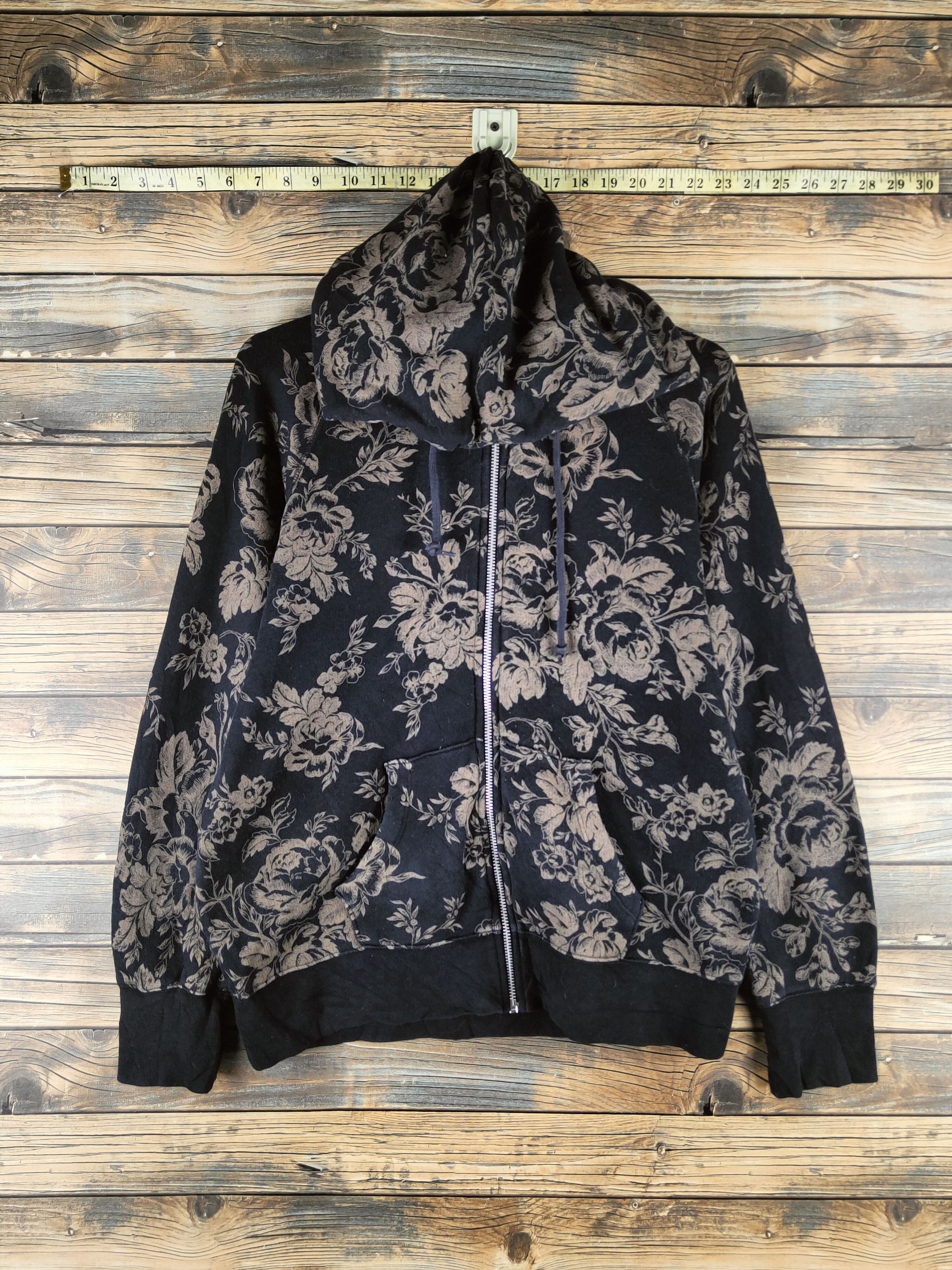 Uniqlo COLLAB🔥Uniqlo❌Cabbages &Roses Black Beige Hoodie Sweater Size XL / US 12-14 / IT 48-50 - 1 Thumbnail