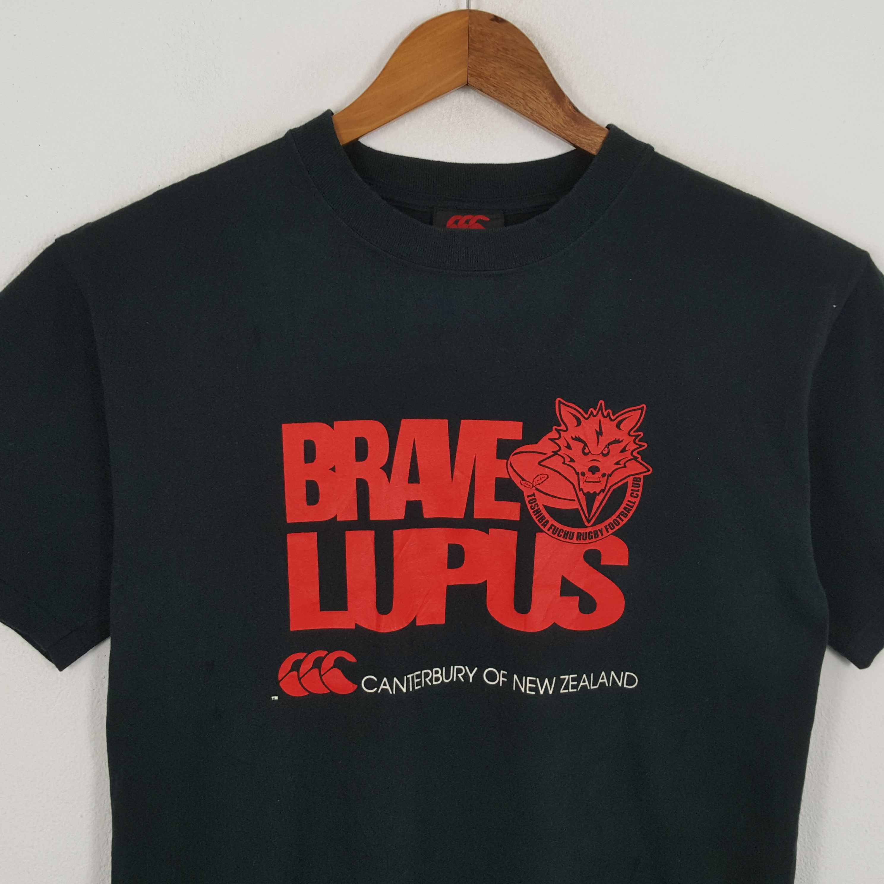 Canterbury of New Zealand × Vintage Vintage BRAVE LUPUS CANTERBURRY Sportswear T-Shirts Size US M / EU 48-50 / 2 - 2 Thumbnail