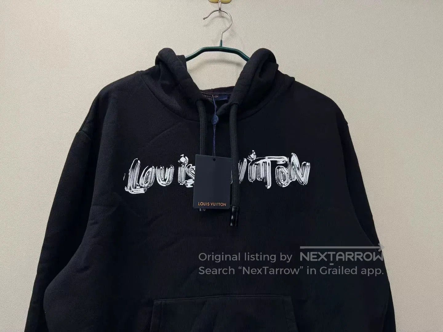 Louis Vuitton Louis Vuitton Paint Logo Hoodie XL. Size US XL / EU 56 / 4 - 2 Thumbnail