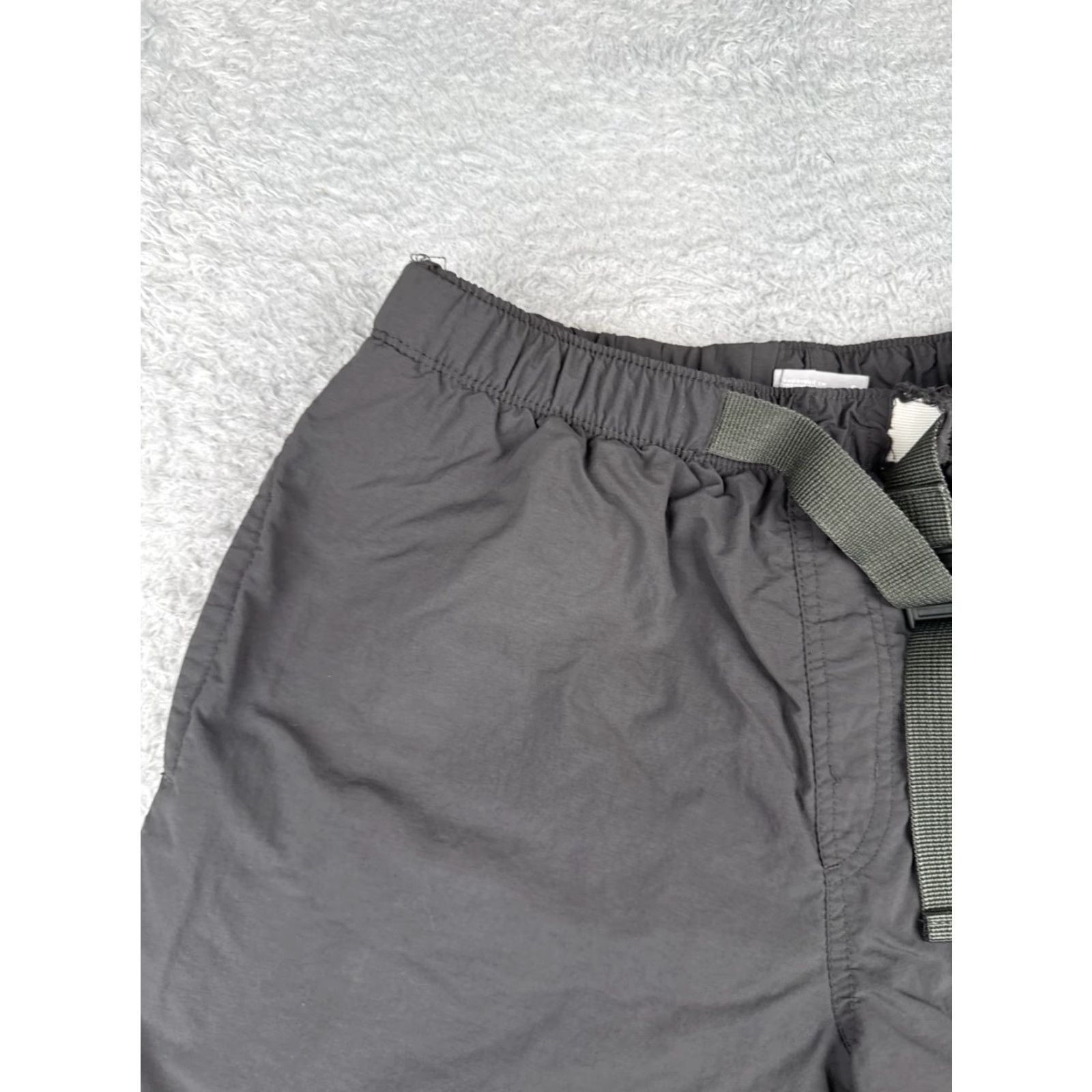 Vintage Columbia Men Shorts Belted Nylon Cotton Gray 32x8 Casual, Travel Sports Outdoor Men Size US 29 - 4 Thumbnail
