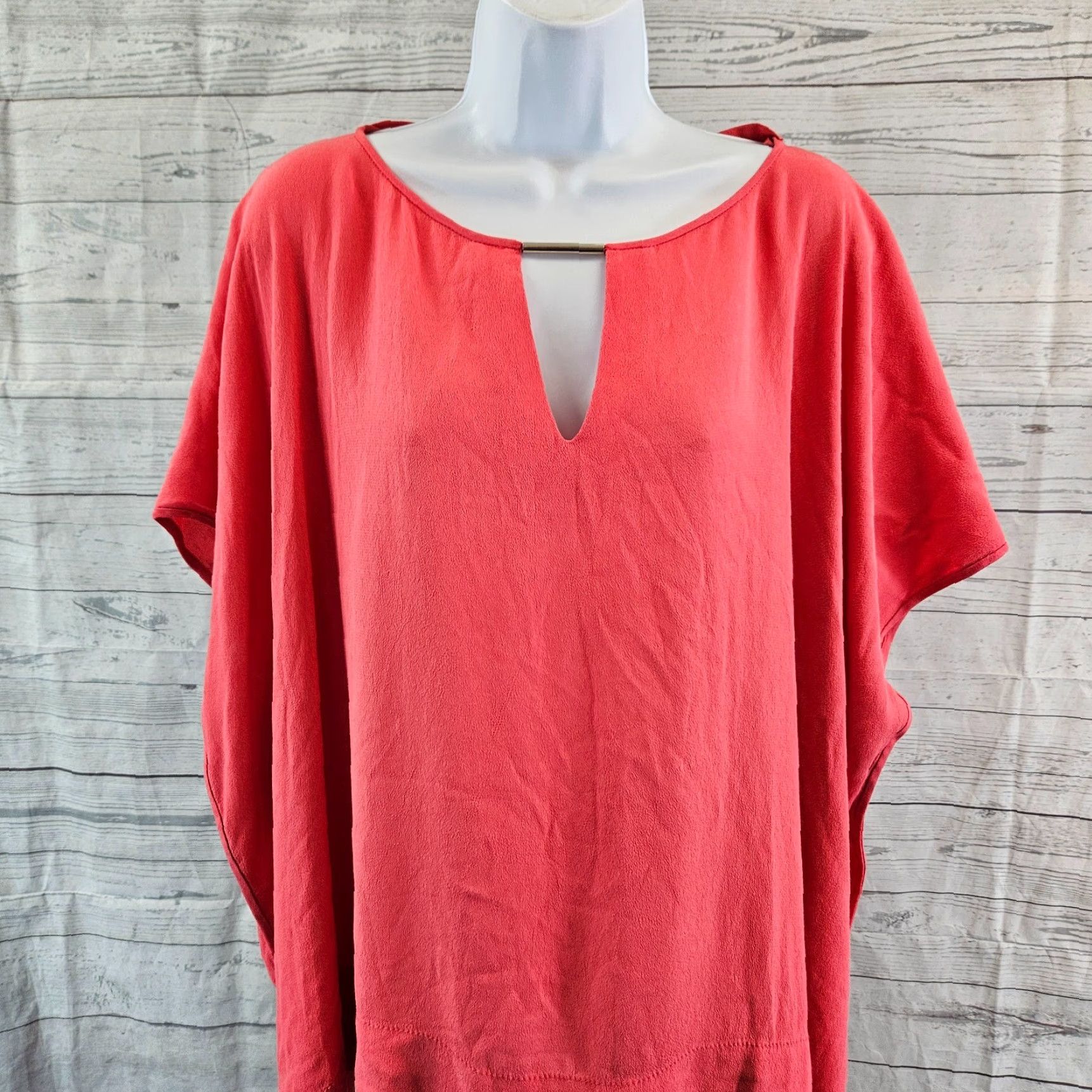 Diane von Furstenberg Diane von Furstenberg Womens Blouse Top S Pink Solid Keyhole Viscose Rayon Size S / US 4 / IT 40 - 2 Thumbnail