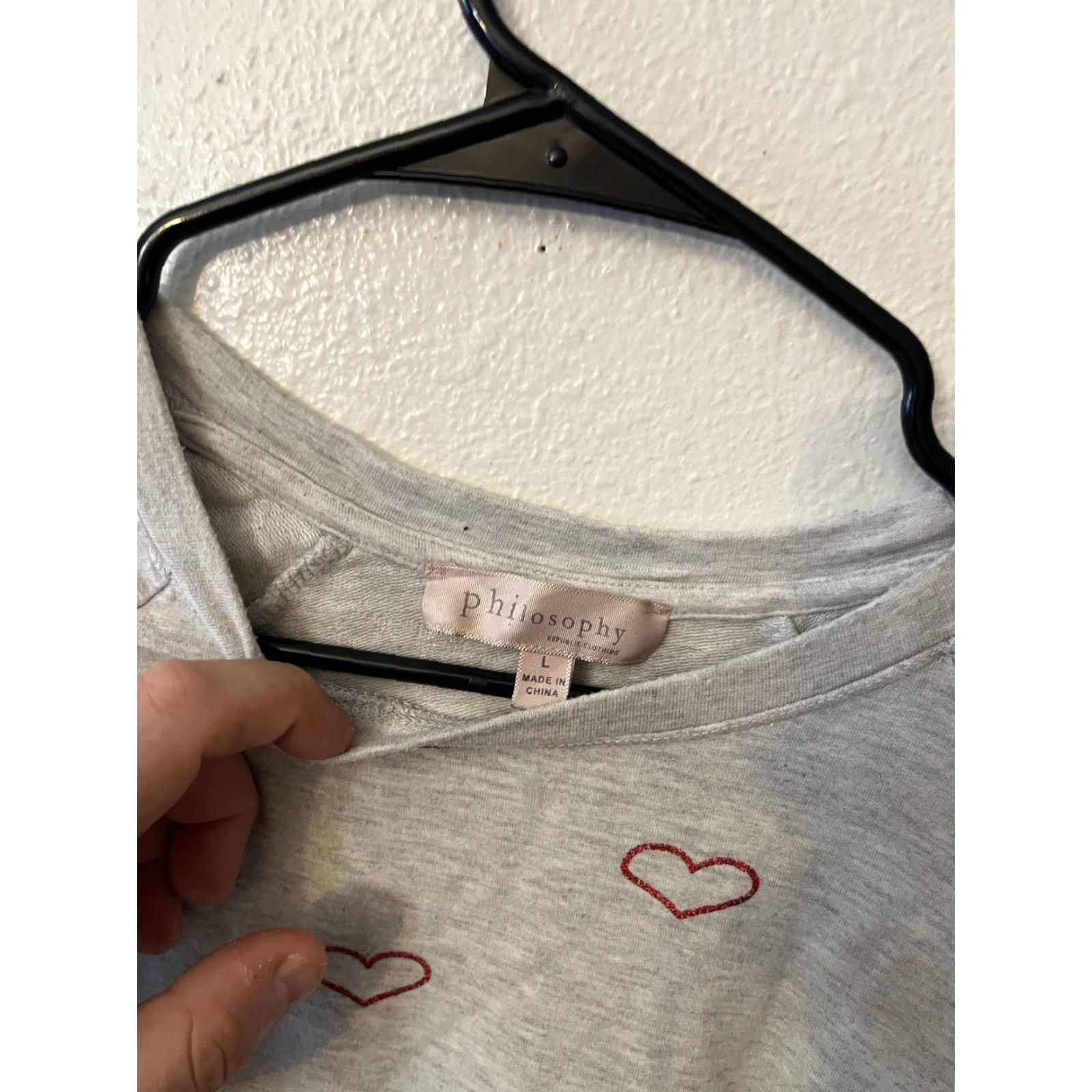 Vintage VINTAGE Philosophy Women Pullover Sweatshirt Gray Heart Print Long Sleeve Casual Fall Spring Winter size L Size L / US 10 / IT 46 - 2 Thumbnail