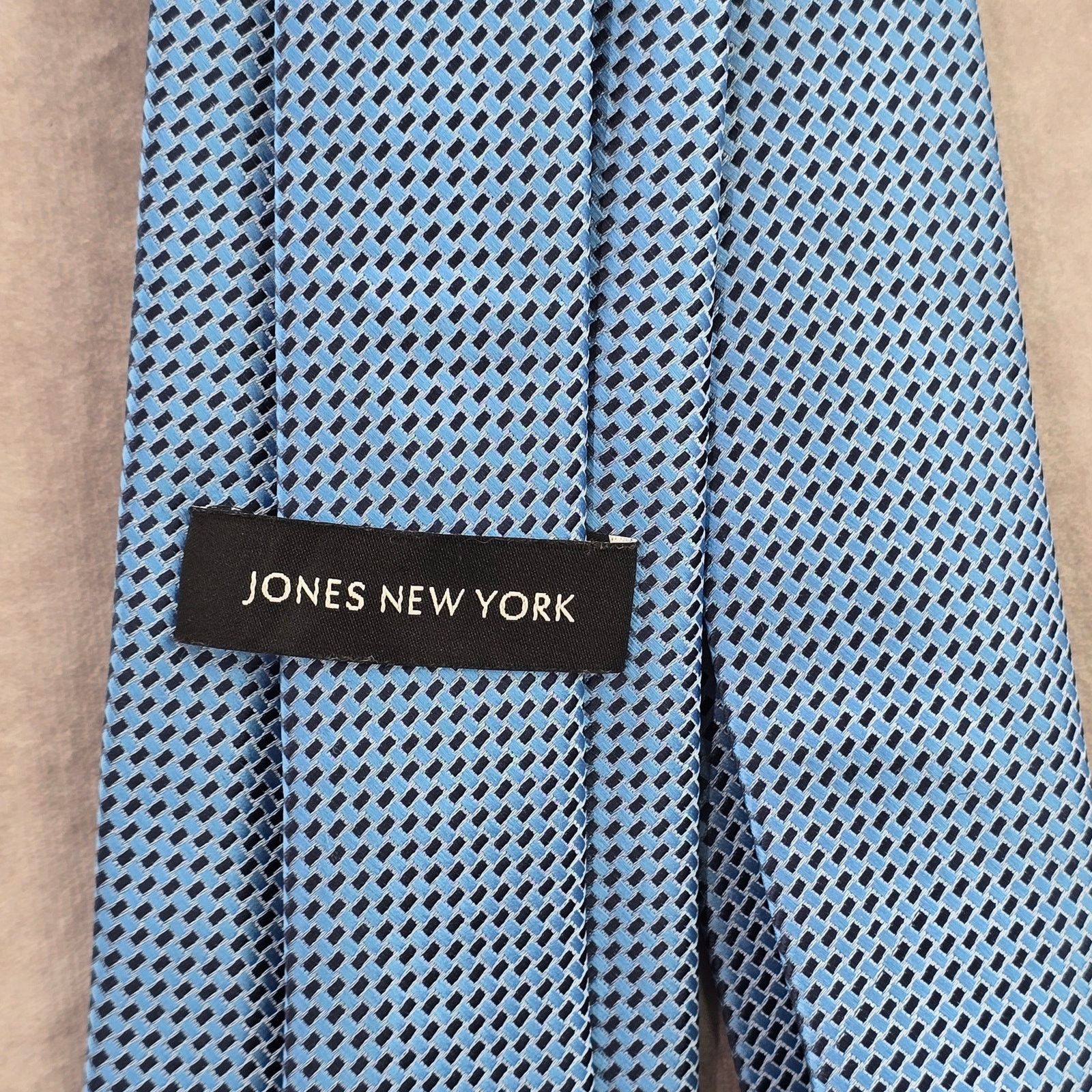 Jones New York Jones New York Blue Silver Geometric Stripe Men's Neck Tie Size 28 - 4 Thumbnail