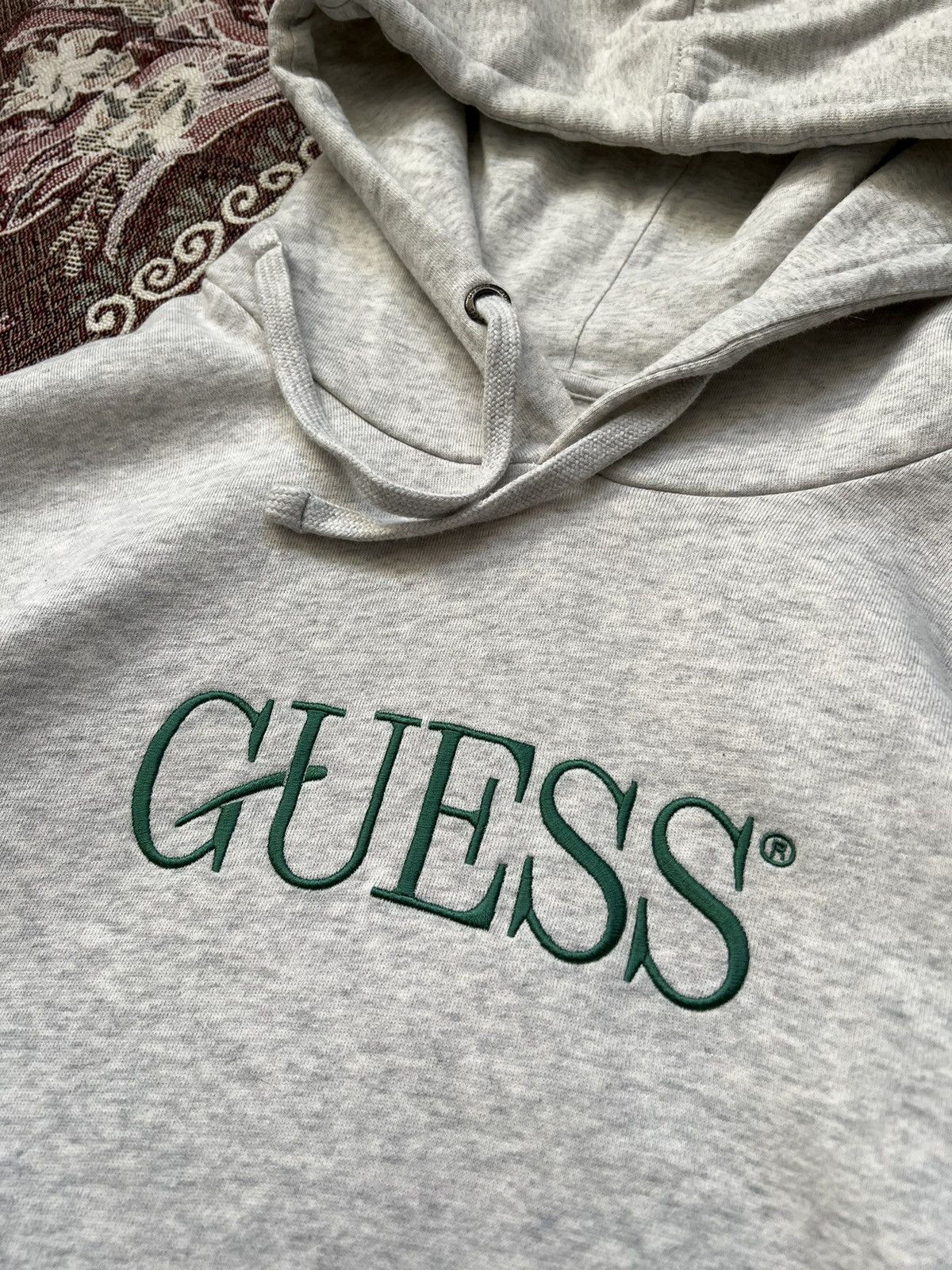 Guess × Vintage Y2K GUESS HOODIE Size US M / EU 48-50 / 2 - 5 Thumbnail