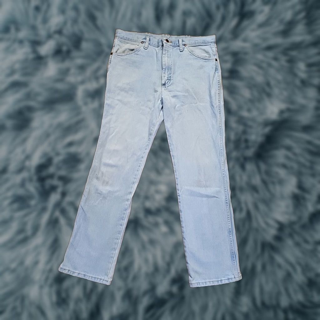 Wrangler VINTAGE Wrangler Jeans 936GBH Mens Regular 35x30 Blue 1990s Western Cowboy Cotton Jeans Size US 35 - 1 Thumbnail