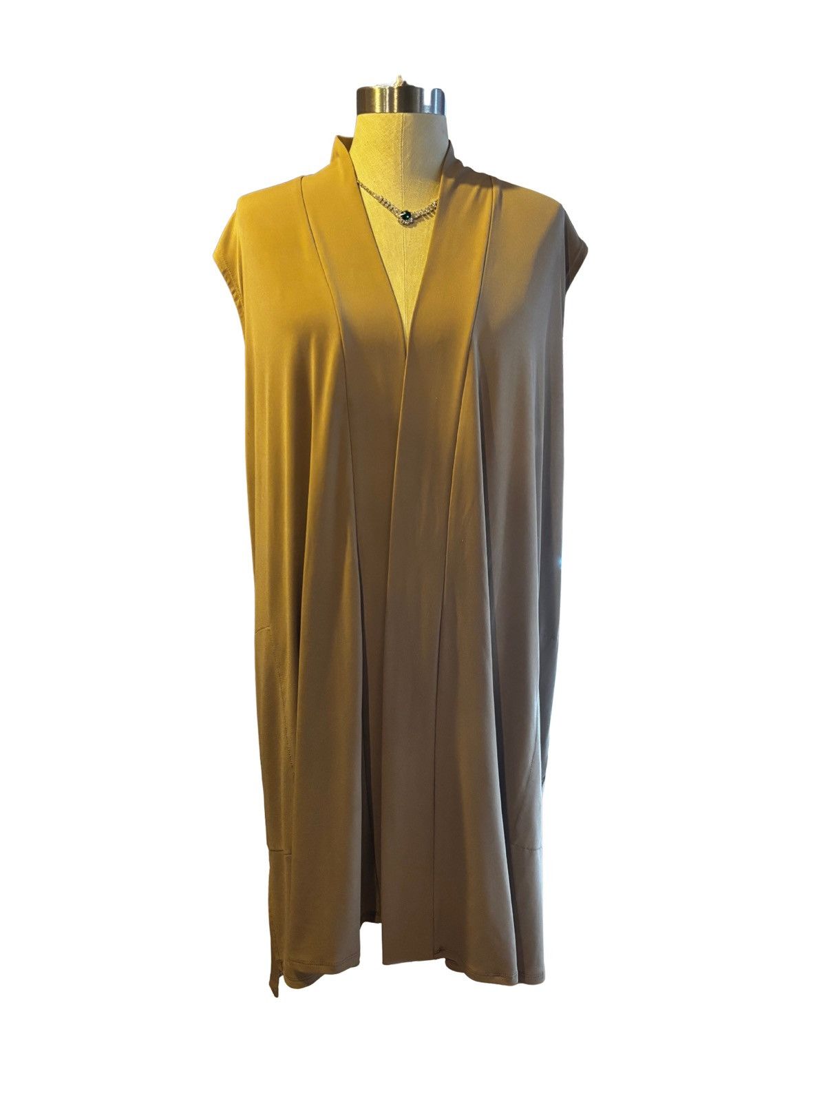 Other Beautiful tan sleeveless Cardigan.wt1225 Size 3XL / US 20-22 - 1 Thumbnail