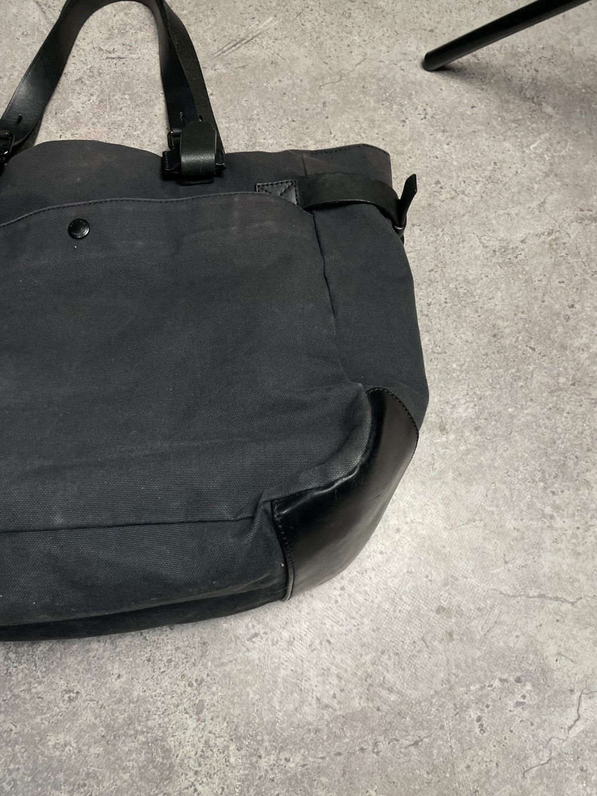 Belstaff Belstaff Faded Leather Messenger Shoulder Bag Size ONE SIZE - 9 Thumbnail