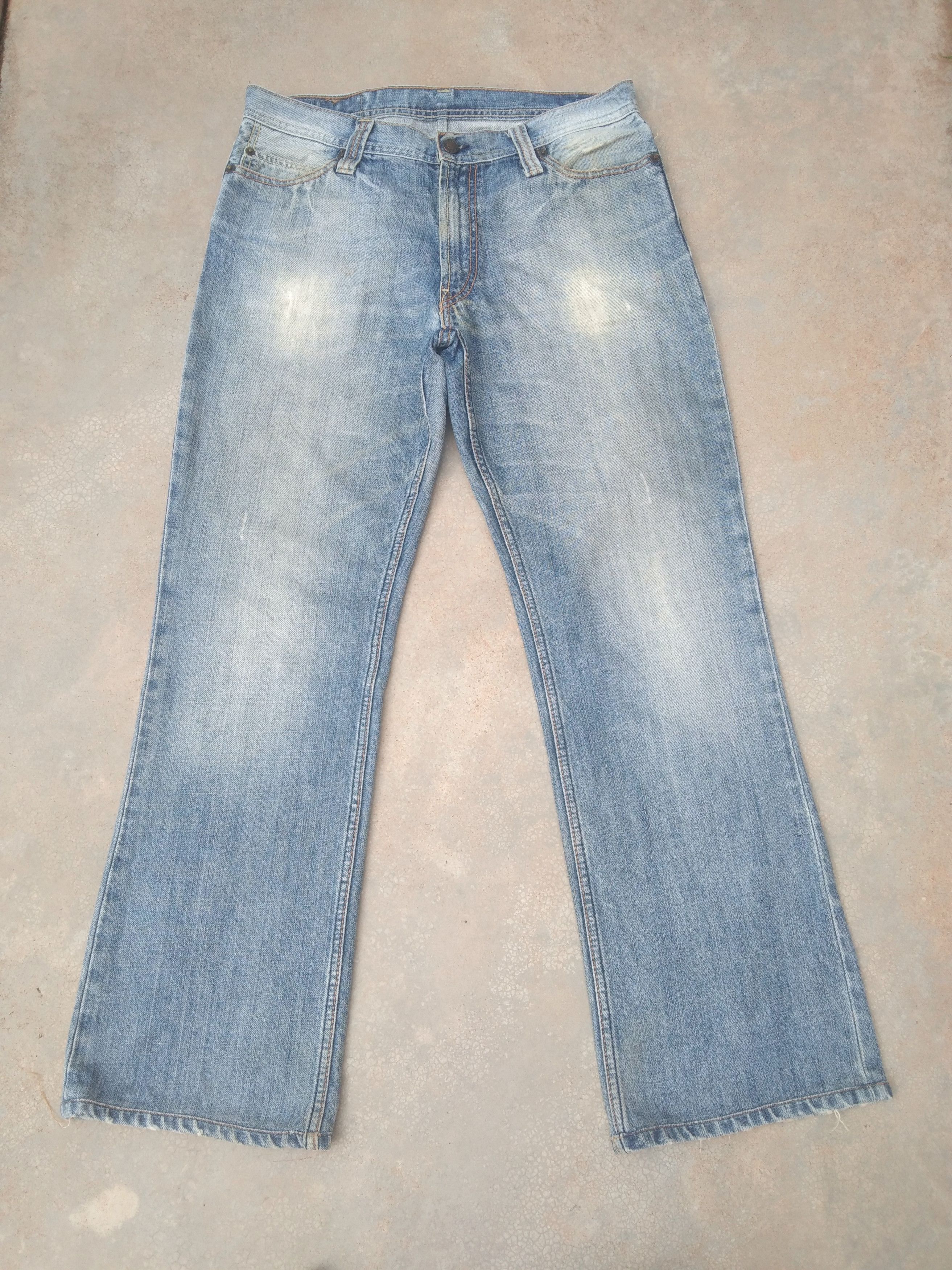 Levi's Vintage Levi's 517 Boot Cut Distressed Flared Jeans 33x30 Size US 33 - 1 Thumbnail