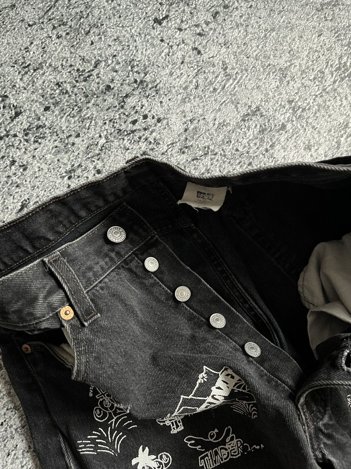 Levi's Vintage Clothing Vintage Levi’s Custom full printed Denim Jeans Size US 32 / EU 48 - 8 Thumbnail