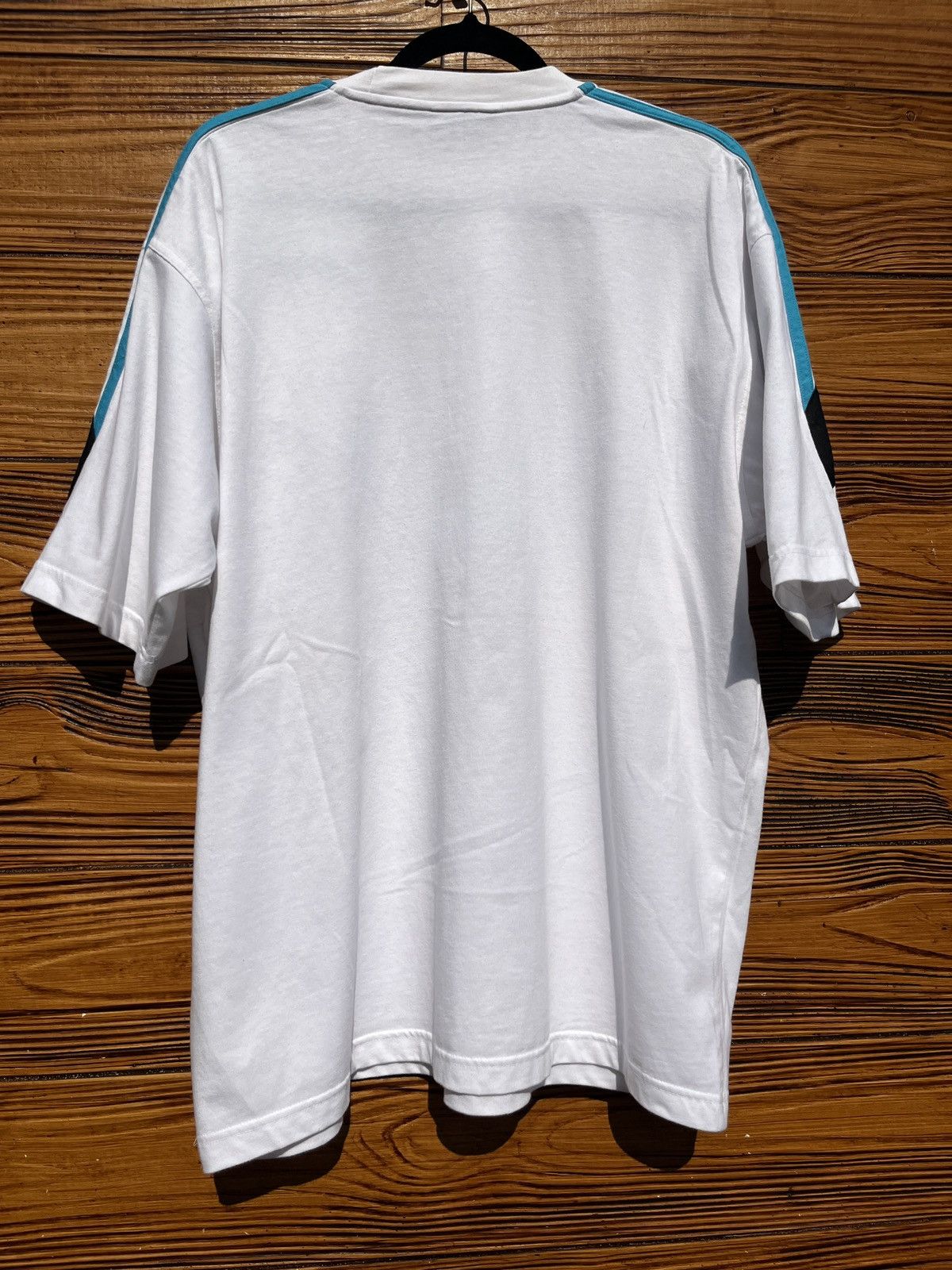 Adidas T-Shirt Adidas Retro Size US L / EU 52-54 / 3 - 13 Thumbnail