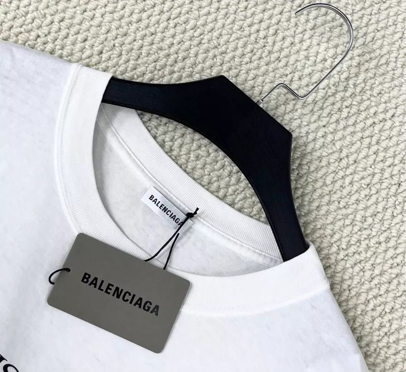 Balenciaga Balenciaga White new logo back letter short sleeve Size L / US 10 / IT 46 - 3 Thumbnail