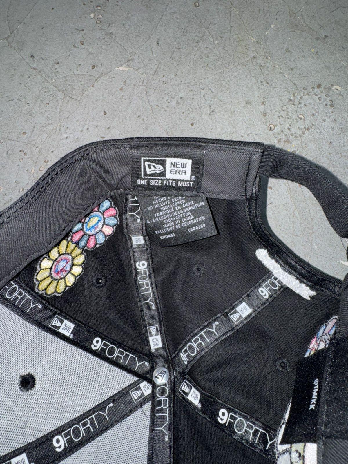 New Era × Takashi Murakami New Era x Takashi Murakami Flower Allover Cloth Strap Hat Size ONE SIZE - 5 Thumbnail