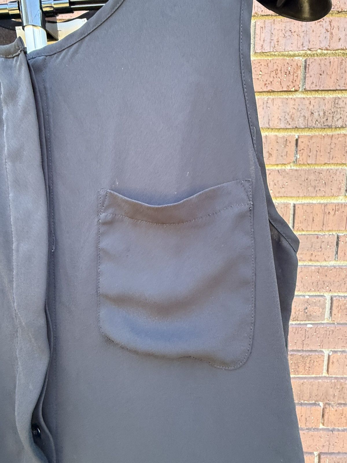 Loft Ann Taylor Loft Black Semi Sheer Chiffon Sleeveless Top Size L / US 10 / IT 46 - 4 Thumbnail
