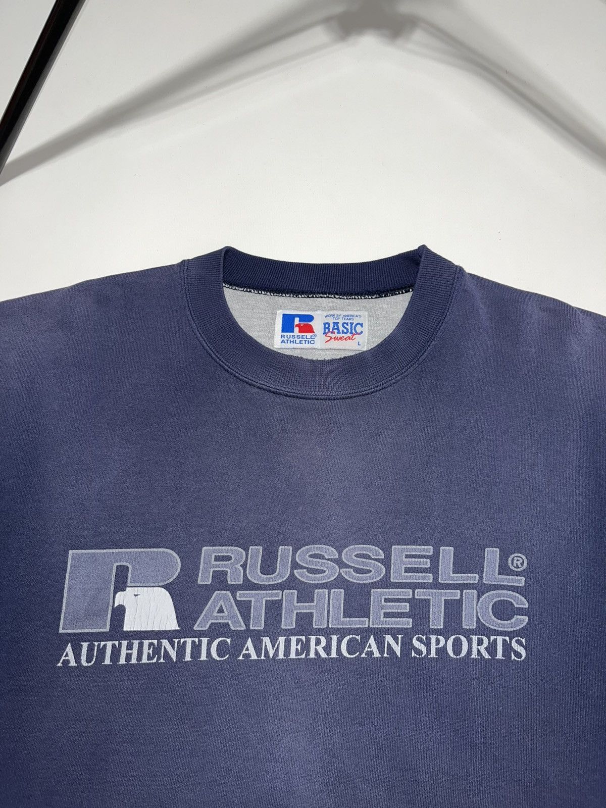 Russell Athletic True Vintage 90s Russell Athletic Boxy Sweatshirt Sun Faded Size US L / EU 52-54 / 3 - 2 Thumbnail