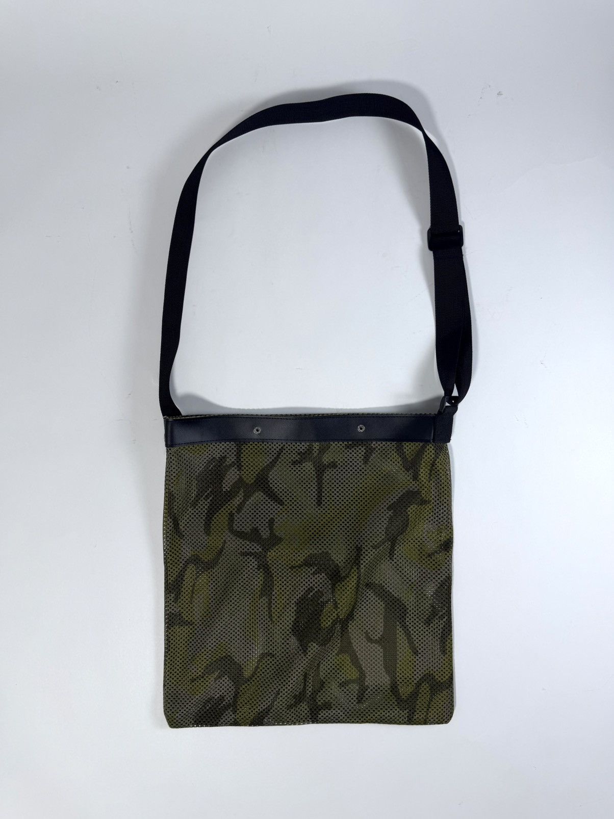 Other Mesh Foraging Bag Woodland Style Camo Size ONE SIZE - 4 Thumbnail