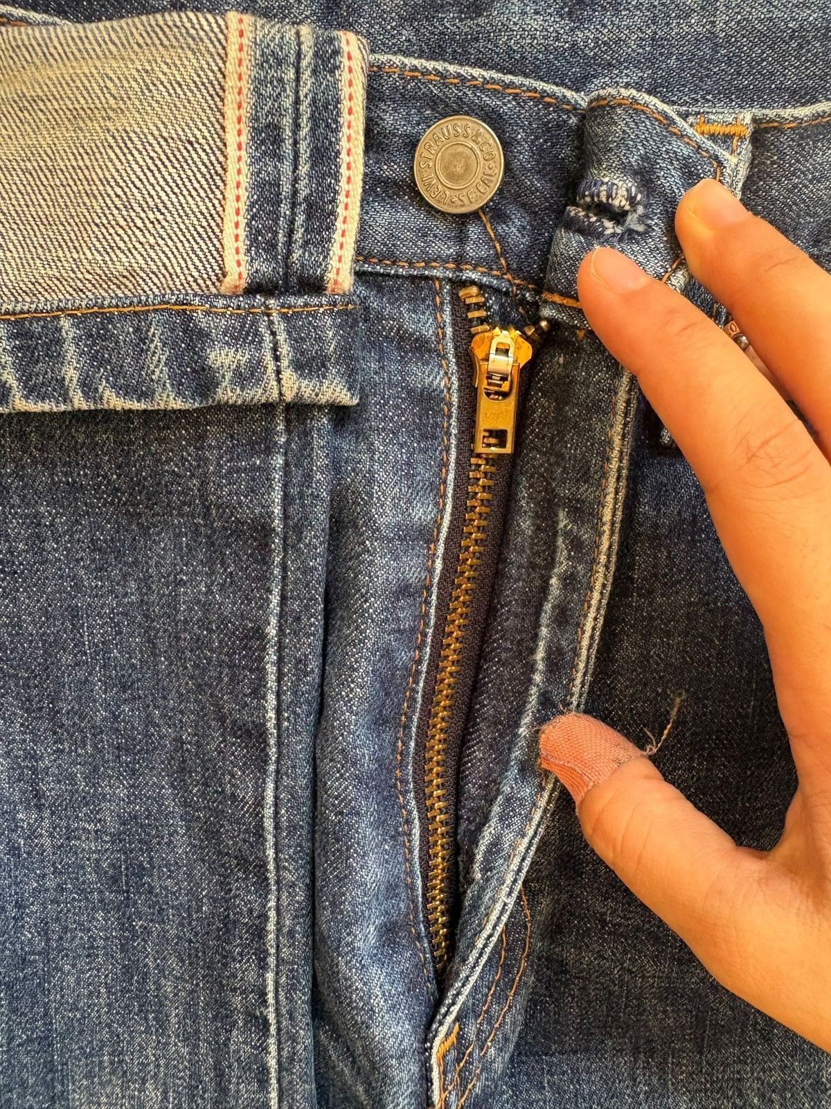 Levi's Vintage 80s Levis 502 Big E Selvedge Blue Wash Loose Jeans Size US 28 / EU 44 - 4 Thumbnail
