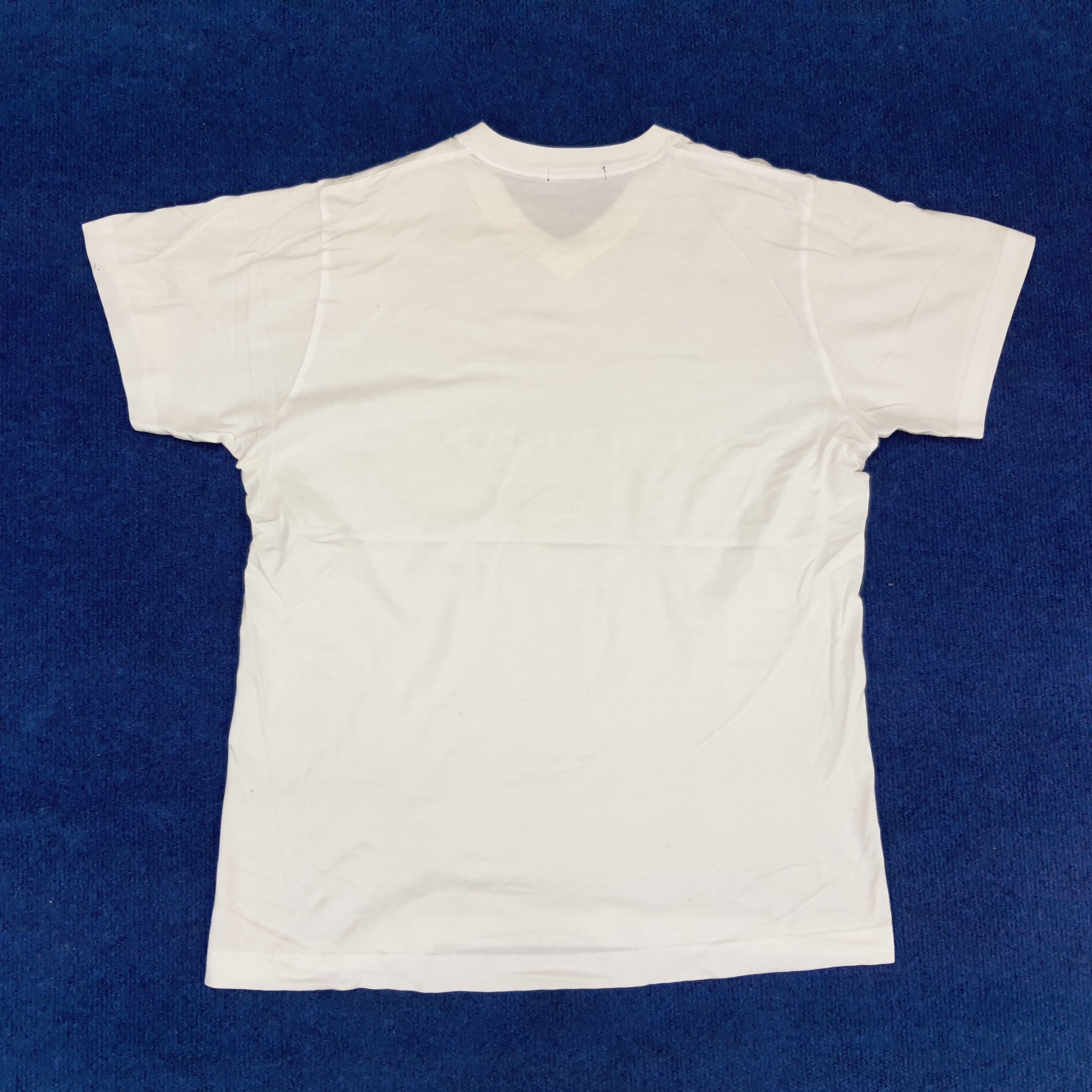 Burberry × Vintage Vintage Burberry London Spell Out Nova Check T-shirt Size US M / EU 48-50 / 2 - 3 Thumbnail