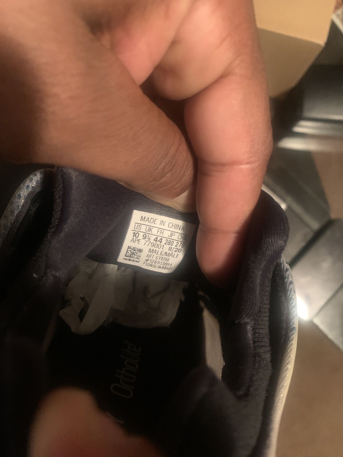 Adidas Yeezy 700 V3 Kyanite Size US 10 / EU 43 - 9 Thumbnail