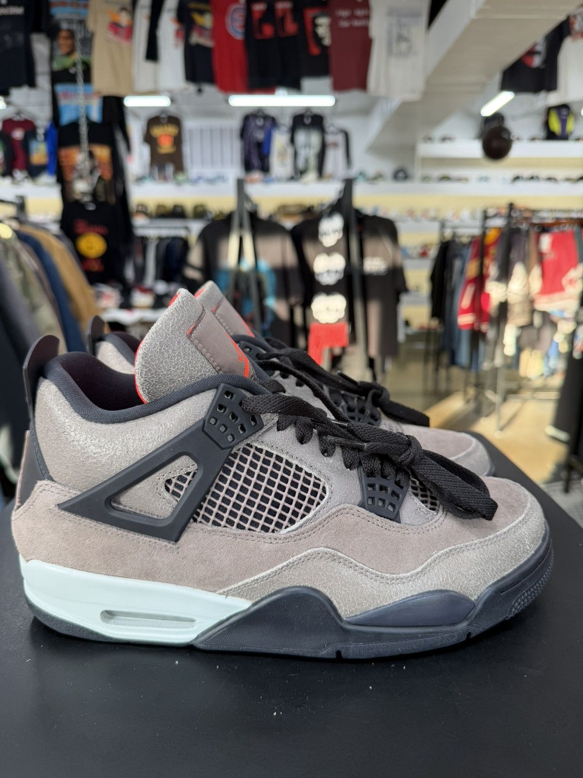 Jordan Brand Air Jordan 4 Taupe Haze Size 9 (2021) Size US 9 / EU 42 - 6 Thumbnail