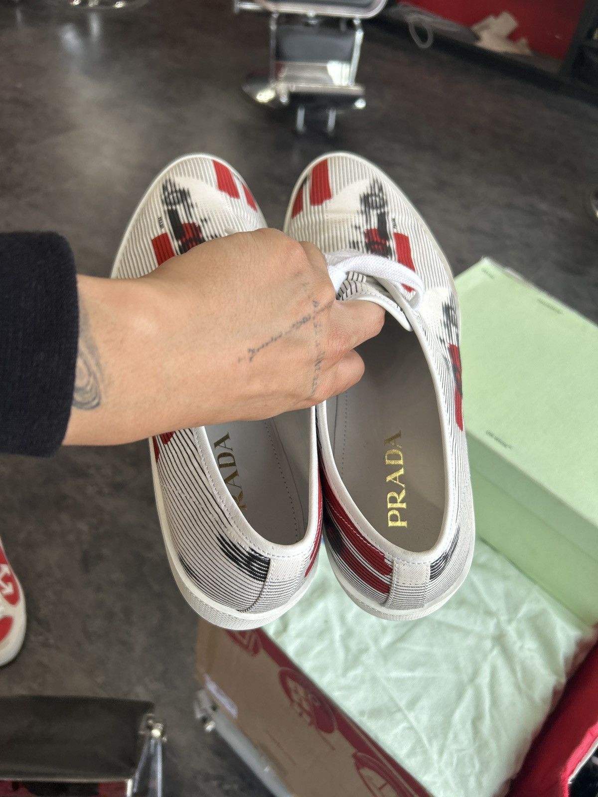 Prada Prada low top sneaker Size US 12 / EU 45 - 7 Thumbnail