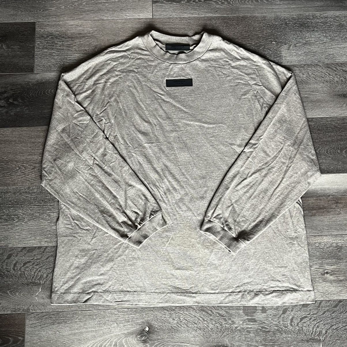 Essentials Fear of God FOG Essentials Grey Longsleeve Oversized T Shirt Size US S / EU 44-46 / 1 - 1 Thumbnail