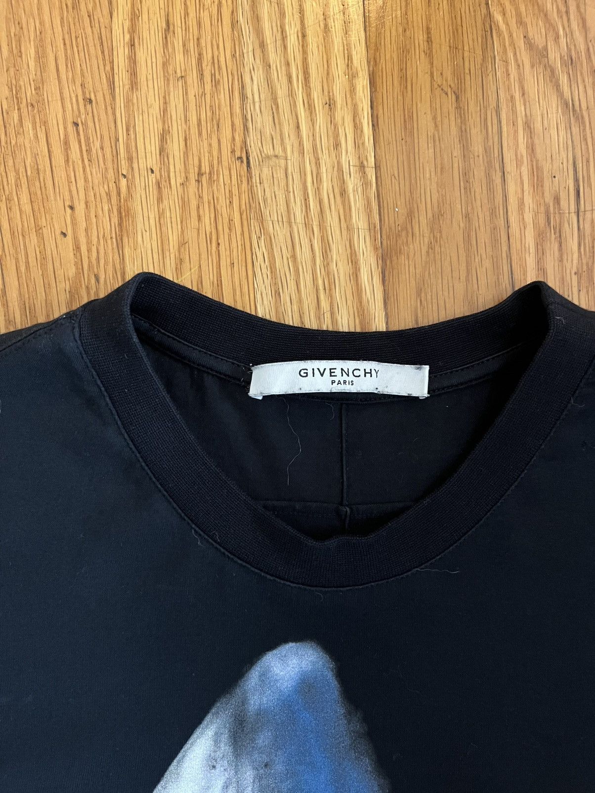 Givenchy Ricardo Tisci Givenchy SS17 Shark t-shirt Size US S / EU 44-46 / 1 - 3 Thumbnail