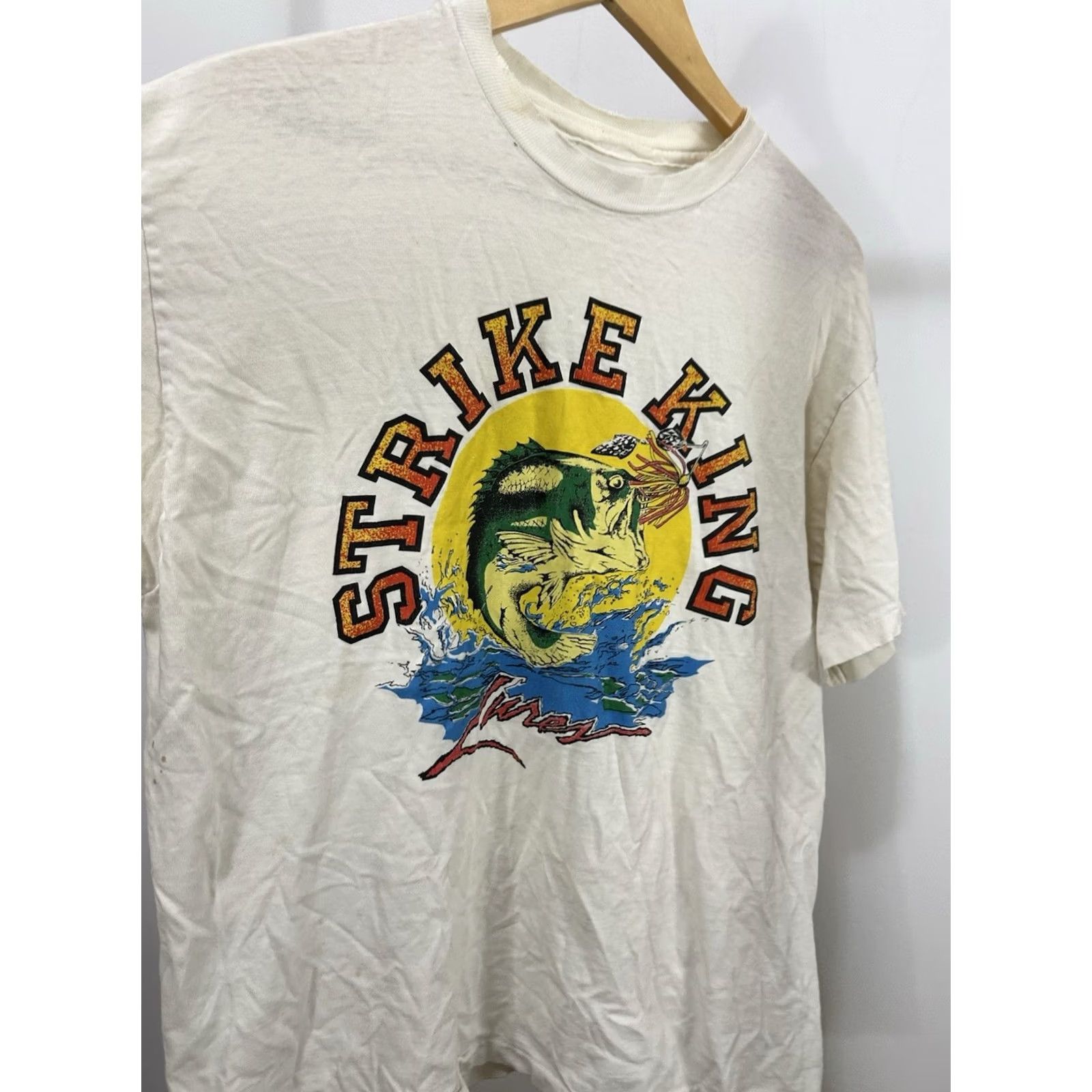 Vintage VTG 90s Strike King Bass Fishing Lure Worn Cotton Distressed WIP T-Shirt L US Mens White Shirt Size US L / EU 52-54 / 3 - 5 Thumbnail