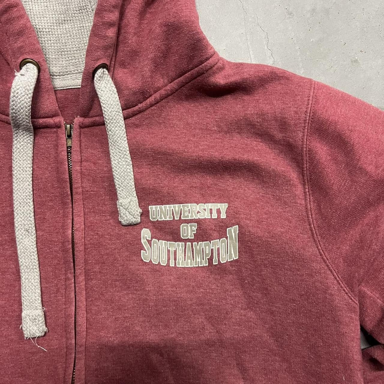 Vintage Crazy Vintage Y2K/2000s University Of Southampton Collegiate United kingdom Zip up Hoodie! Size US L / EU 52-54 / 3 - 2 Thumbnail