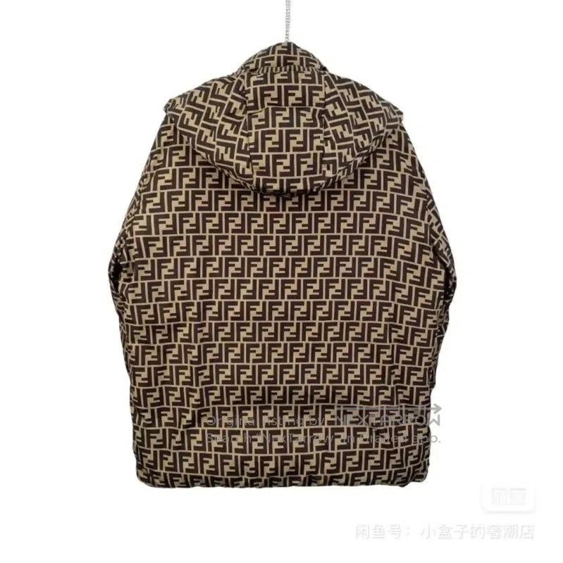Fendi Fendi Women's Dark Brown Puffer Jacket . Size S / US 4 / IT 40 - 4 Thumbnail