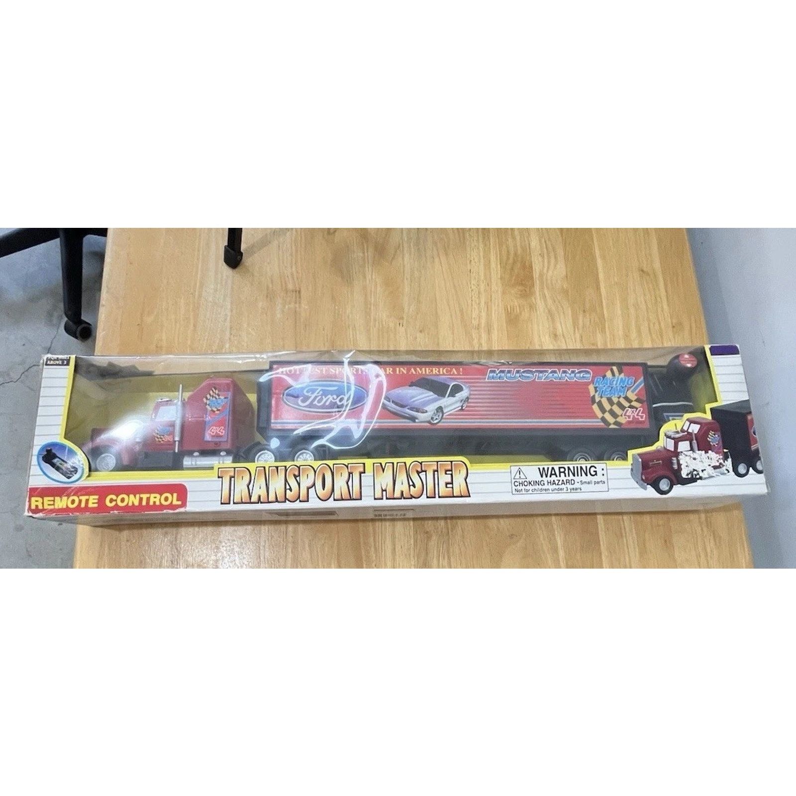 Other Transport Master Truck Ford Mustang Trailer red Rig Remote Size ONE SIZE - 1 Thumbnail