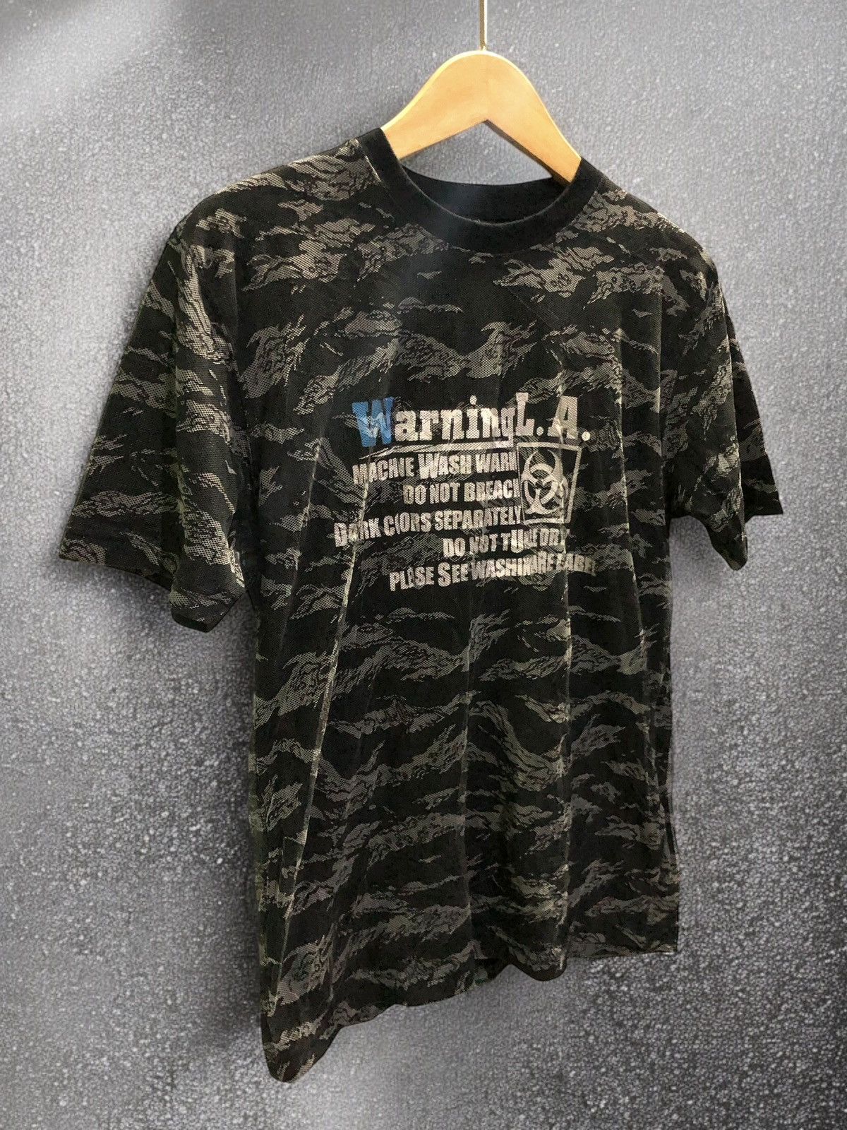 Japanese Brand Street Gear WARNING Biohazard Mesh Tribal Layered T-Shirt Size US L / EU 52-54 / 3 - 2 Thumbnail