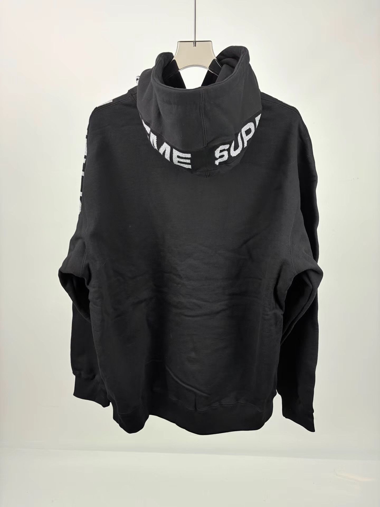 Supreme SUPREME Black & Silver Embroidery Logo Sleeve Hoodie Size US XL / EU 56 / 4 - 2 Thumbnail