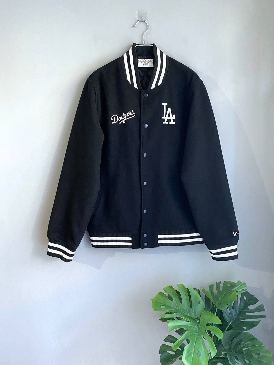 New Era New Era x MLB Los Angeles Dodgers Wool Bomber Jacket, Size L Size US L / EU 52-54 / 3 - 1 Thumbnail