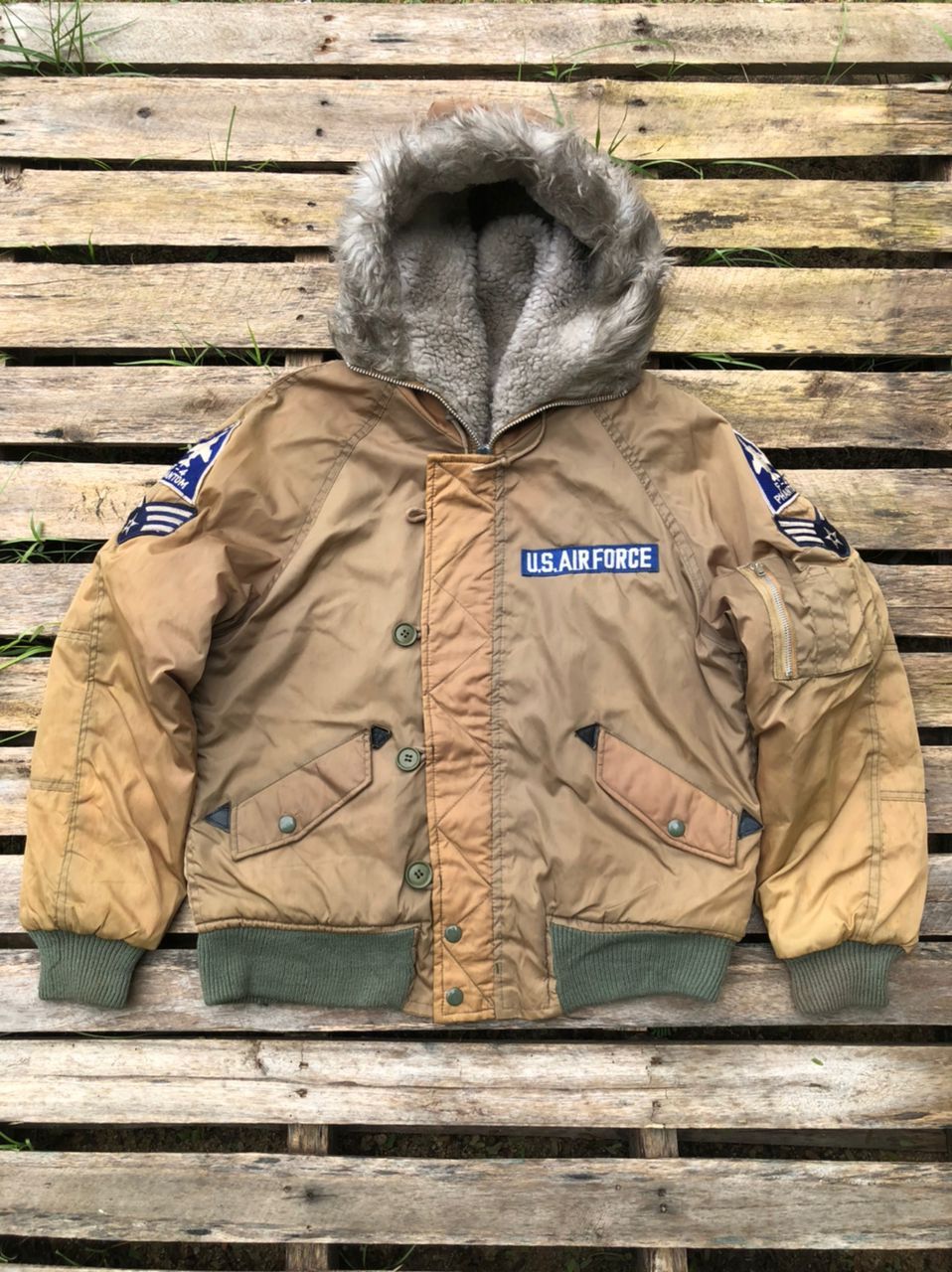 Vintage Vintage USAF Fur Sherpa Bomber Jacket Faded Size US M / EU 48-50 / 2 - 1 Thumbnail