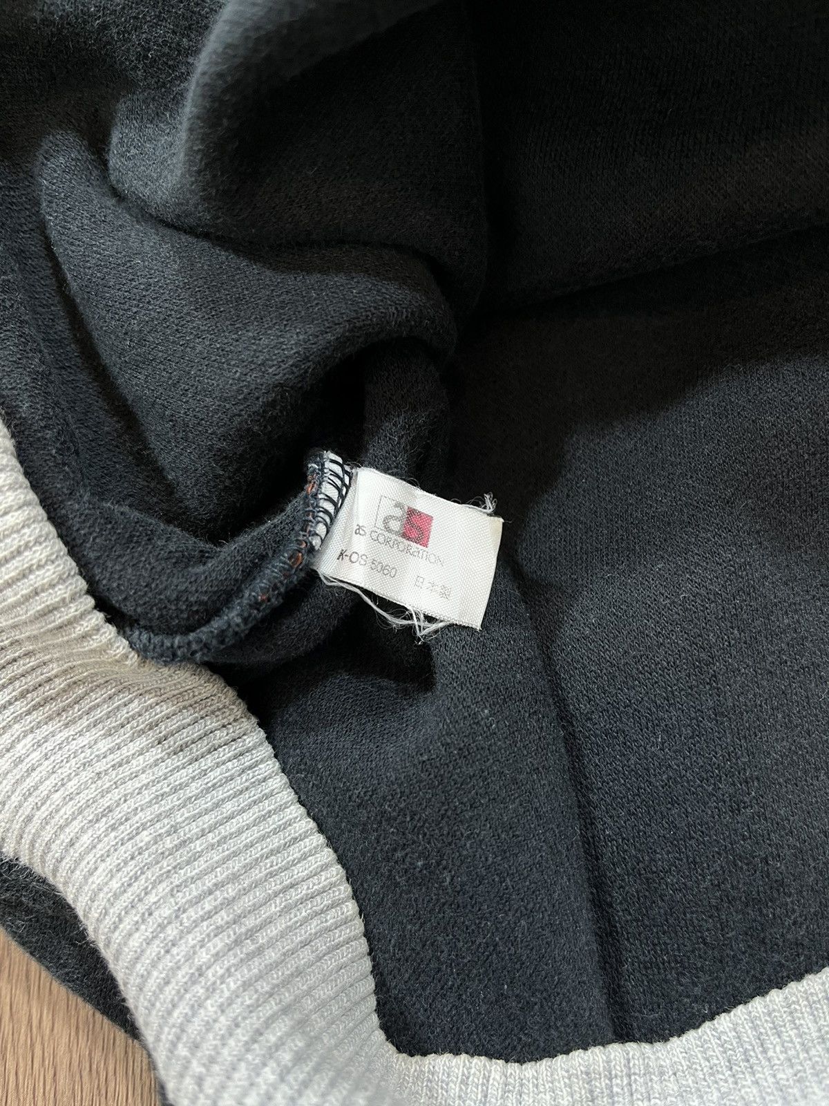 Japanese Brand × Takeo Kikuchi 00’s Takeo Kikuchi Japan Neck Taped Sweatshirt Size US XL / EU 56 / 4 - 7 Thumbnail