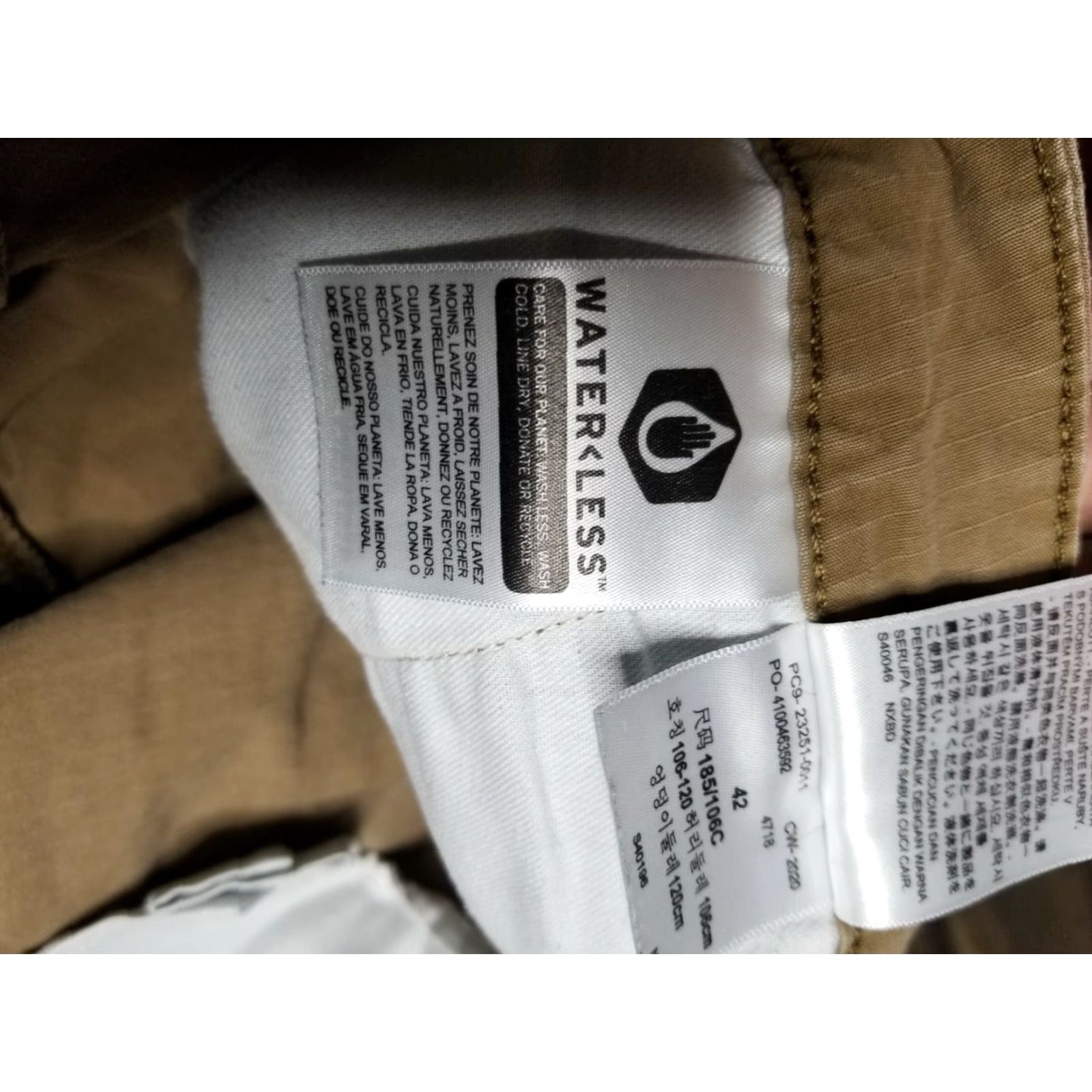 Levi's Levi's Cargo Shorts | Size 42 | Khaki Beige | Distressed Cargo Pockets | Men | Regular Fit | Summer | Cotton Twill | Be... Size US 42 / EU 58 - 6 Thumbnail