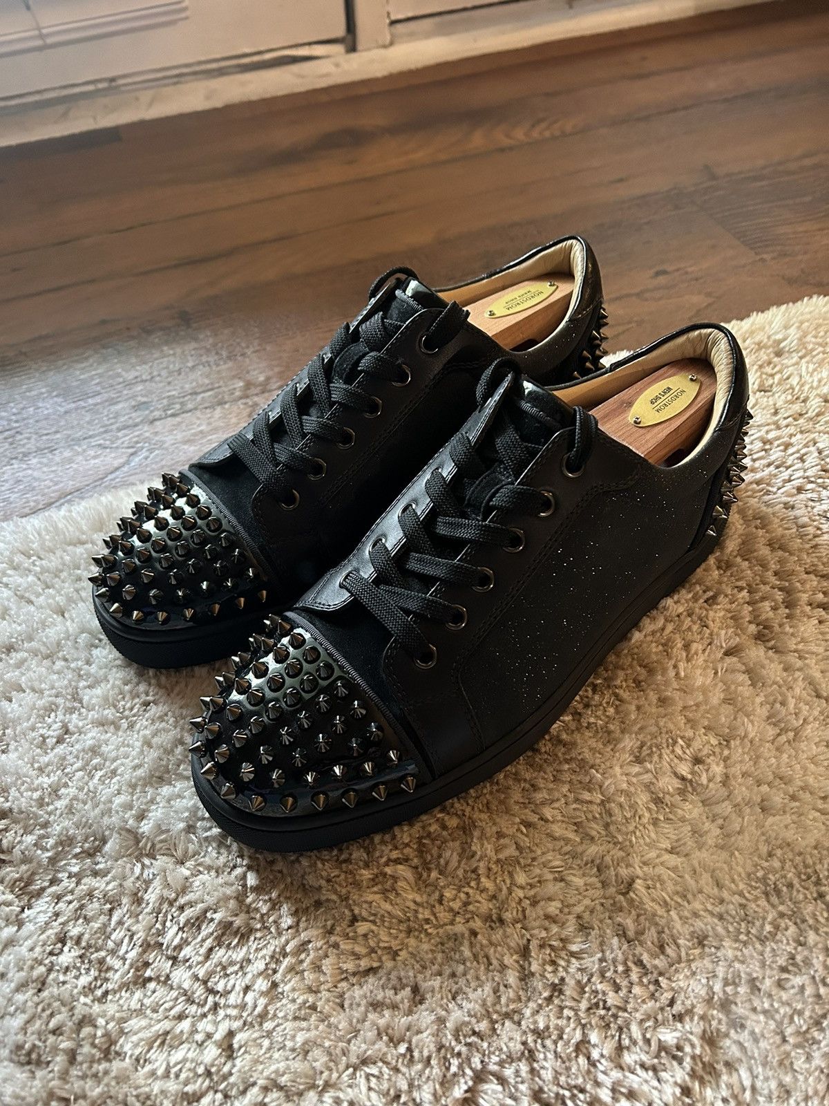 Louboutin black glitter best sale