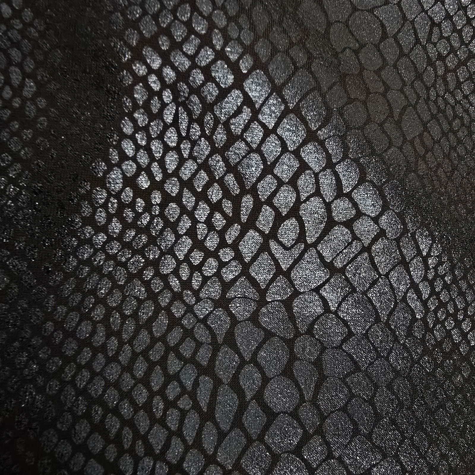 Torrid NWT Torrid Snake Print Pants Plus 3 3X Pull on High-Rise Size 42" / US 20 - 6 Thumbnail