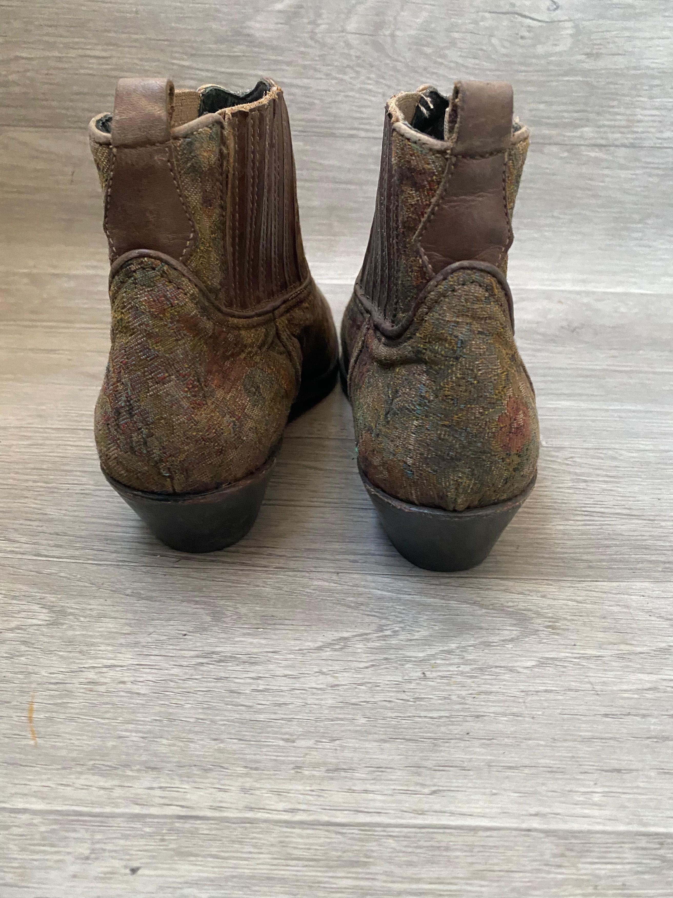 Golden Goose Golden Goose Floral Western Boots Sz 38 Size US 8 / IT 38 - 4 Thumbnail