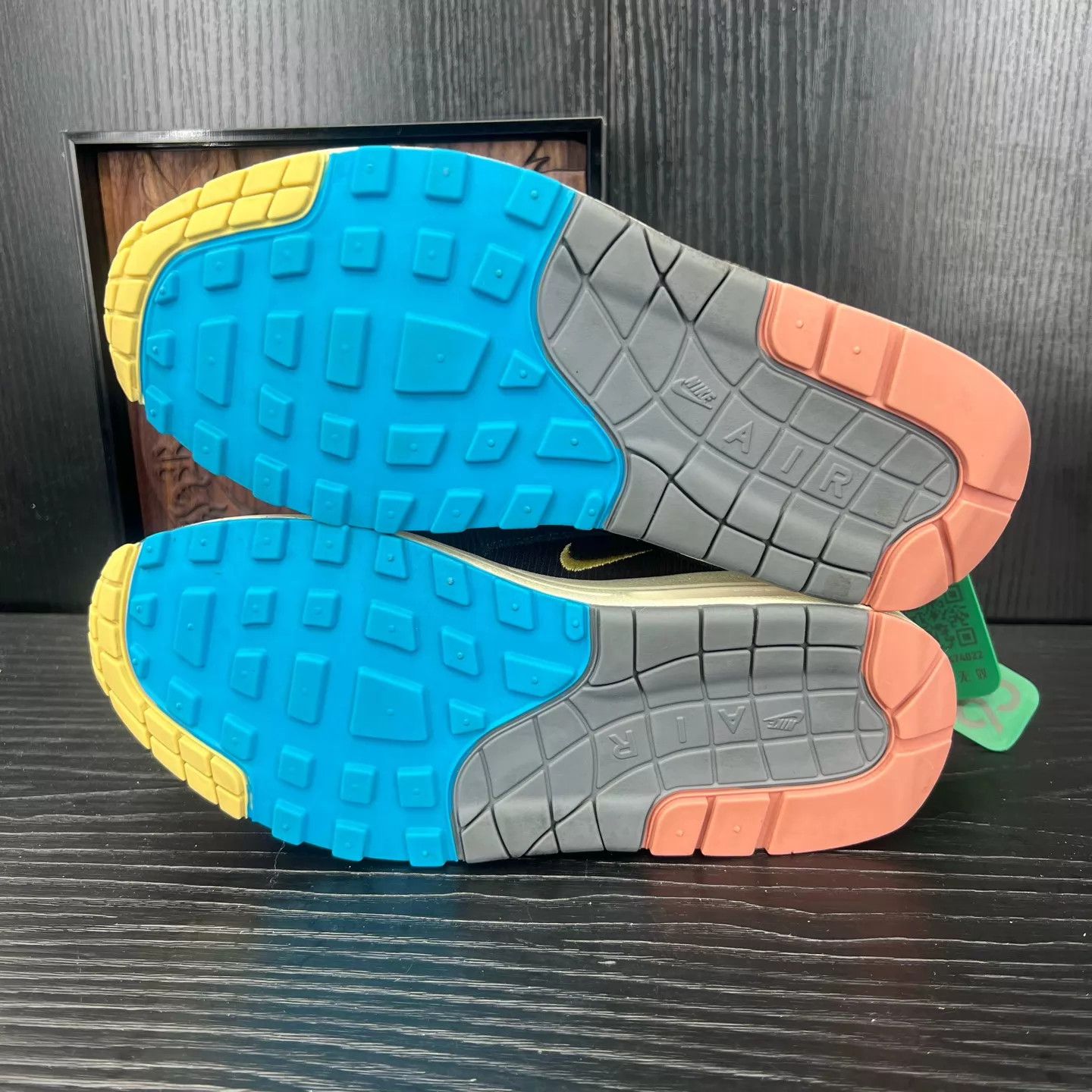 Nike max97 corduroy 38.5, 1worn, like new, boxed Size US 8 / IT 38 - 5 Thumbnail